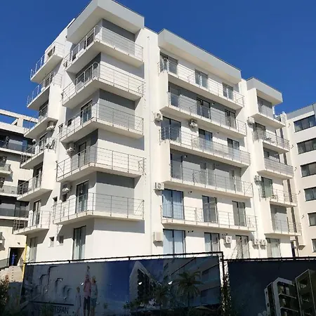 Apartment By The Sea Ap. 9 *