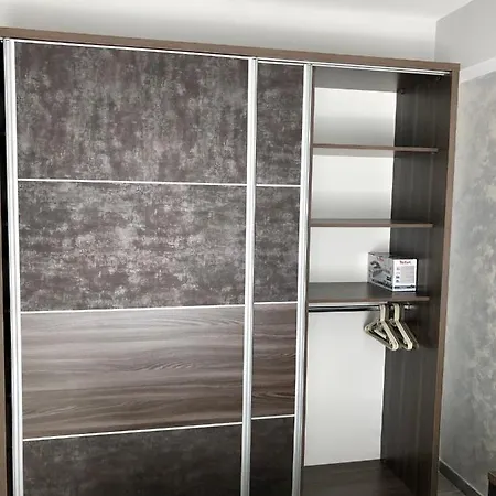 By The Sea Ap. 9 Apartment Navodari