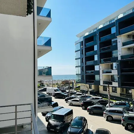 Apartamento By The Sea Ap. 9 *